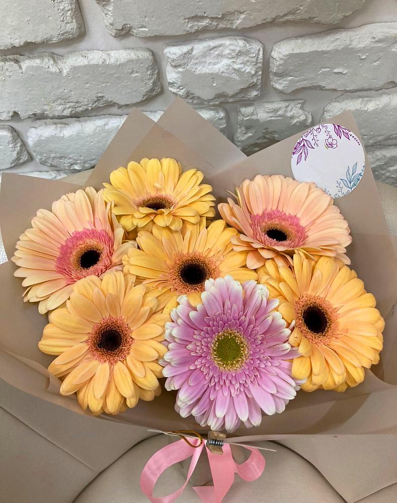 Букет Любимые краски в Верхопенье Букет цветов из: Герберы в Верхопенье