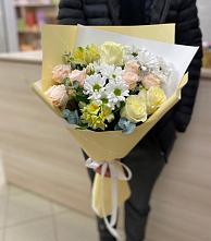 Букет цветов из:  Альстромерии, Розы и Хризантемы в Верхопенье