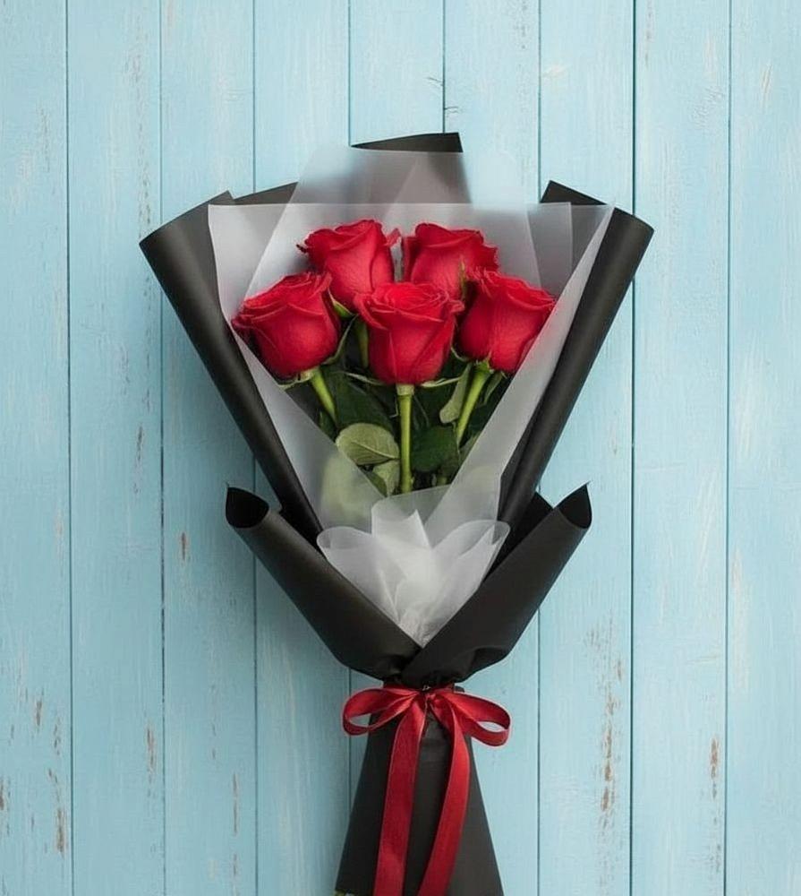 Букет в ритме города в Верхопенье Букет цветов из: Розы в Верхопенье